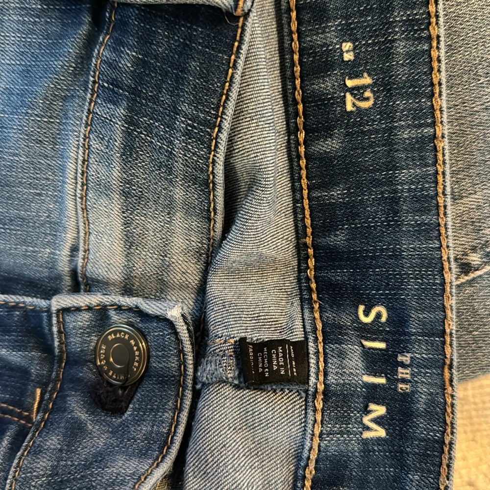 White House Black Market Slim jeans - Picture 4 of 4